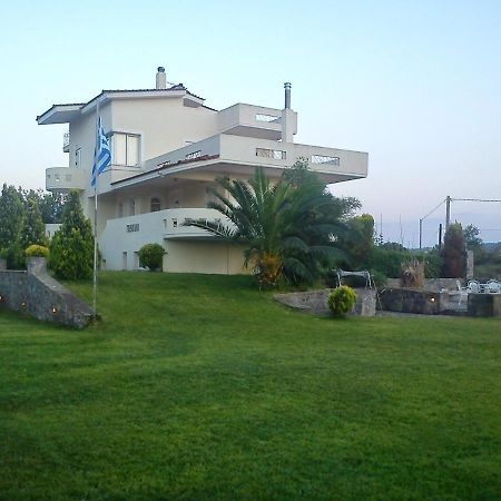 Agiokampos Luxurious Resort Lutrá Edipszú Kültér fotó